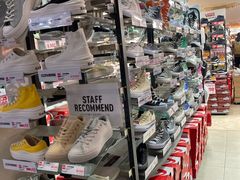 -ABC MART(心斎橋店)