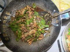 -费大厨辣椒炒肉(黄兴中心广场店)