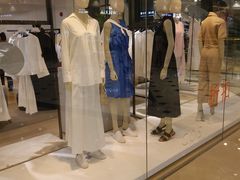 -COS(月星环球港店)