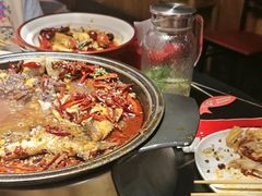 -辣尚瘾·烤鱼·新川菜(交大直营店)