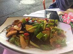 -老鄞江清水龙虾•赵赵家(江北店)
