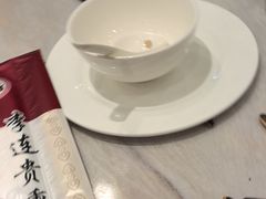 -李连贵熏肉美食酒楼(东市商贸店)