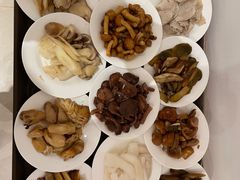 -天宜隆蘑菇宴火锅(石景山旗舰店)