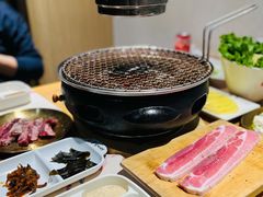 森林猪五花-秋香家韩式炭火烤肉(磐石路店)