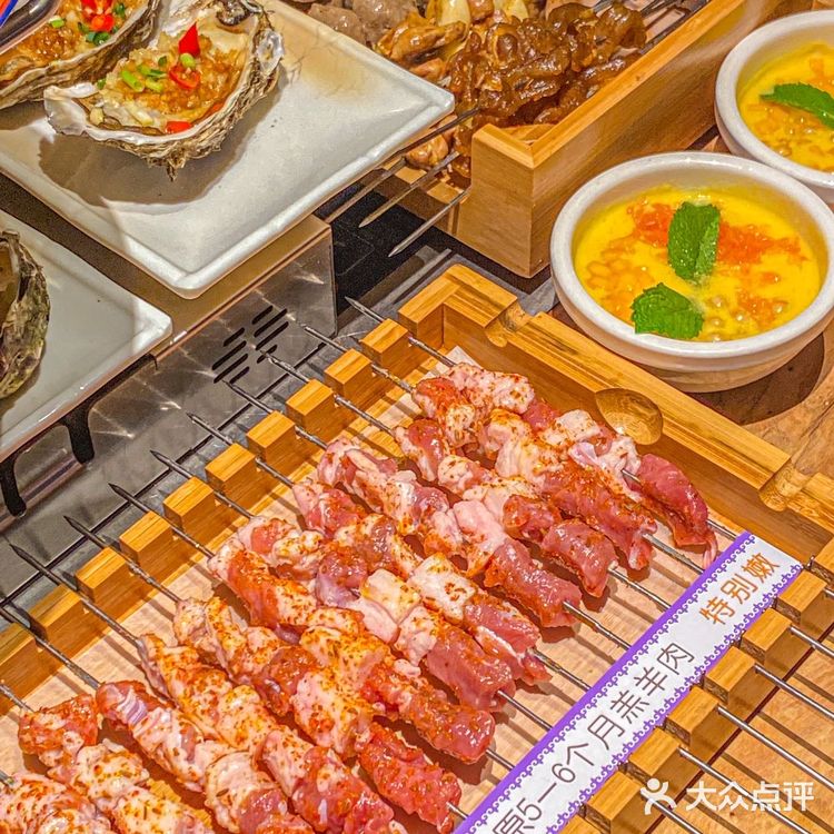 爆汁的肉串|不远千里也要吃一次的羔羊肉