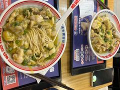 -哈灵现炒本帮面(宁波路店)