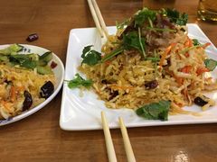 -篱笆院东北饺子王(欧阳路店)