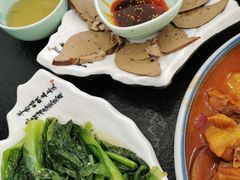 -撒拉人家.酸菜牦牛肉火锅