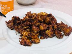桃仁鸡丁-东兴楼饭庄(六里桥店)