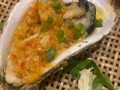 蒜茸烧生蚝-蠔爺王志德生蚝馆(金沙湾店)
