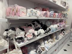 -三丽鸥(北京荟聚店)