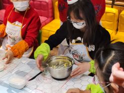 -陪我玩图书馆·烘焙坊·综合亲子馆