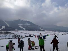 -鳌山滑雪度假区