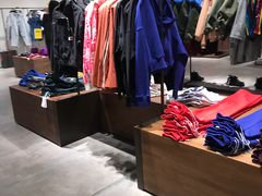 -URBAN REVIVO(大信新都汇店)