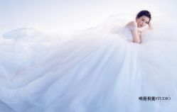 -巴黎婚纱摄影工作室