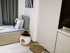 -上海虹桥中心爱琴海亚朵S酒店