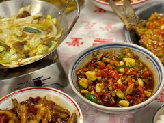 -堂瓦里·33年传统赣菜(第一街区店)