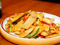小炒鲜菌-泰钰丰烤鸭.天津菜(开发区店)