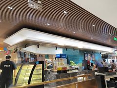 -金马门国际美食百汇(珞喻路店)