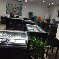 -威德钻石-克拉钻大本营(南京东路店)