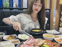 -木槿花韩式炭烤·熟成肉工坊(孙文东路店)