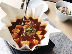 -穹六人间 people 6(岳阳路店)