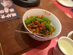 辣椒炒肉-小隐人家(乐松店)