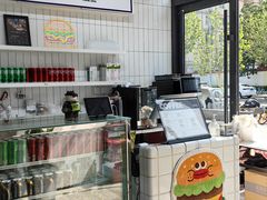 -TRIPS BURGER(大钟寺店)