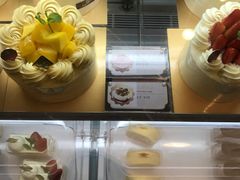 -花花卷卷·鲜食蛋糕(静安久光百货店)