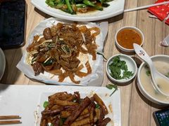-粤仔湾砂锅粥(宜兴八佰伴店)