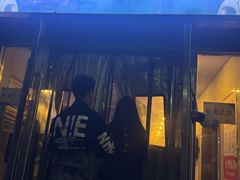 -天幕新彩云国际影城(激光巨幕店)