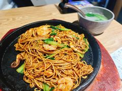 咸蛋黄虾仁海鲜炒面-样样体面(宝安支路店)