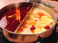 鸳鸯养生锅-老鼎旺安格斯牛肉火锅(衡艺广场店)