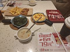 -必胜客(WOW中心城店)