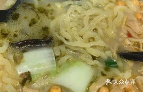 Snow菜 Bamboo Shoot Skin Rice Noodles