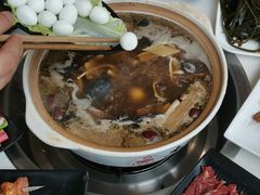 -土连锅·现熬养生汤锅(梁家巷店)