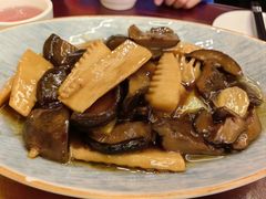 -鹿鸣春饭店(总店)