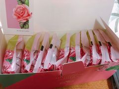 玫瑰礼饼-LOVEGIFT爱礼(八佰伴店)