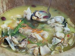 -云南野生菌石锅鱼石锅鸡(大金塔店)