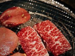 -山川小町·极番烧肉(新地假日广场店)