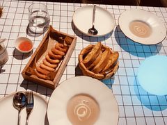 -异次元·LIGHT HOUSE·美食酒廊·休闲露台