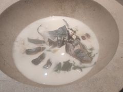 -滇小鱼·云南野生菌火锅(上杭路店)