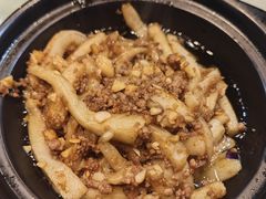 -昱龙大盆牛蛙馆(三兴街总店)