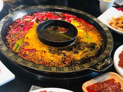 -纸盐河码头火锅(十八梯店)
