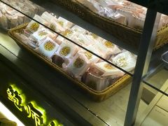 -鲍师傅糕点(国金街店)