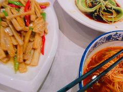 招牌牛肉汤挂面-品粹徽园·家常安徽菜