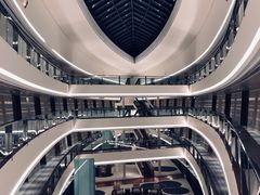 -上海滴水湖皇冠假日酒店