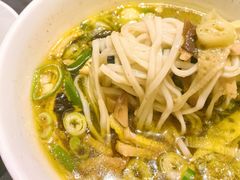 -艳阳天民俗村(公园路店)