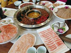 -憨石匠鲜菜火锅(沙坪坝融汇温泉店)