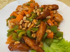 -鑫渔港海鲜本地菜·山海关浑锅(东戴河店)